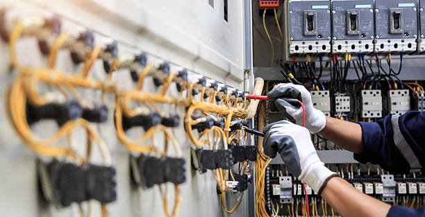 Professional Electrician technician working in Waldo, FL